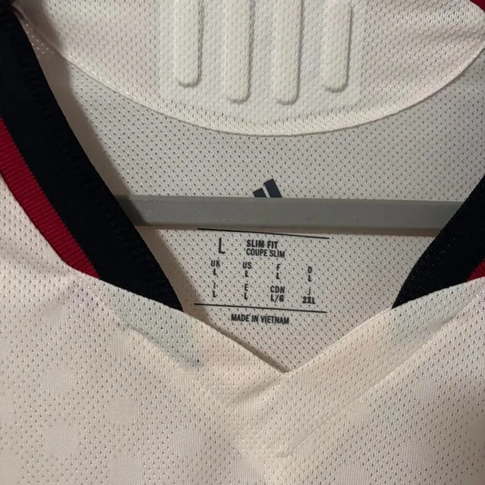 Adidas liverpool away wonder white